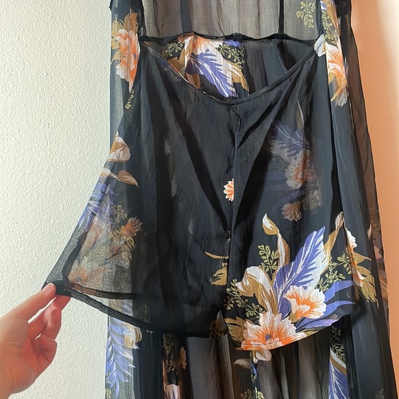 UO Lohi Sheer Floral Wrap Maxi Romper - Picture 8 of 10